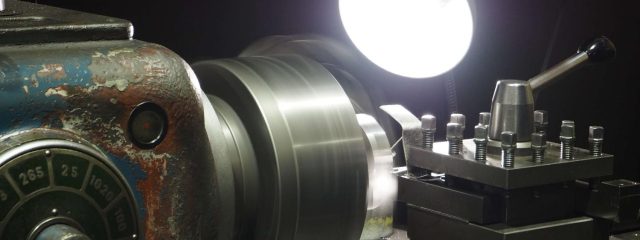 中澤鉄工所 | 金属部品加工の最新鋭の設備と丁寧な匠の技～見附